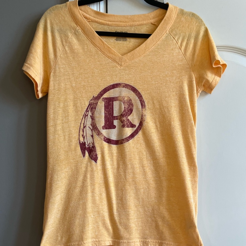 Vintage Style Washington Redskins Gold Graphic Tee